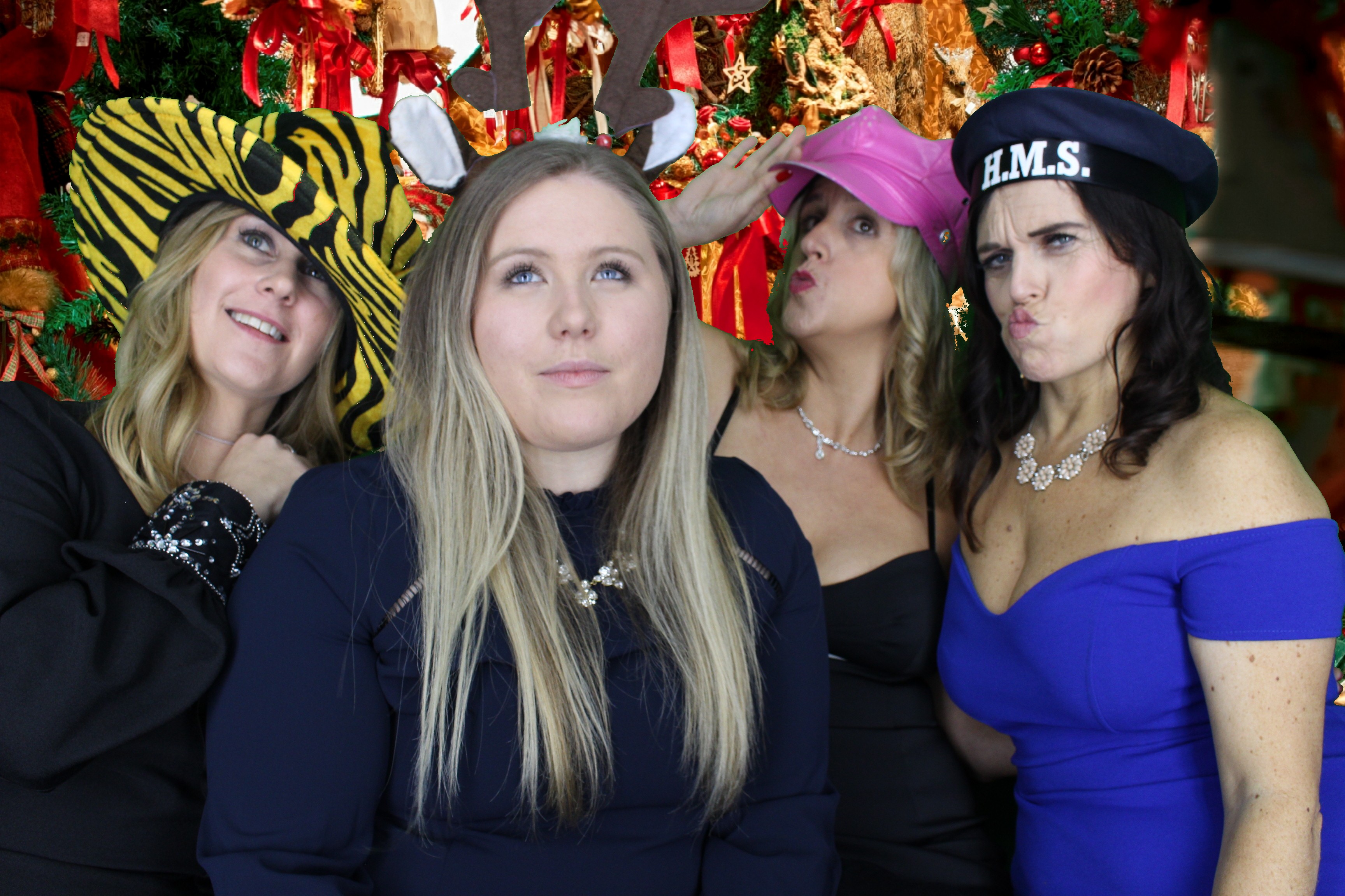 Aster Christmas Party  | View more photos from the event at gallery.myphotoboothexperience.co.uk/u/MyPhotoBoothExperienceLtd/Aster-Christmas-Party